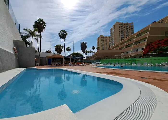 Newly Reformed With Sea View And Pool, Near The Beach, In Playa De Americas