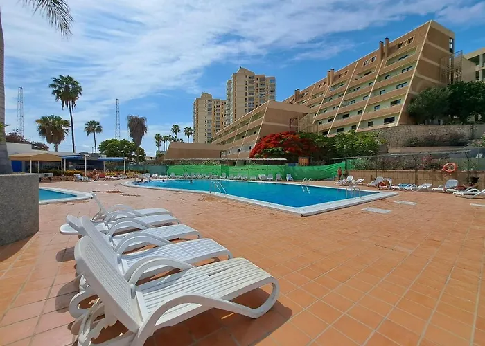 Daire Newly Reformed With Sea View And Pool, Near The Beach, In Playa De Americas *