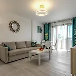 Newly Reformed With Sea View And Pool, Near The Beach, In Playa De Americas