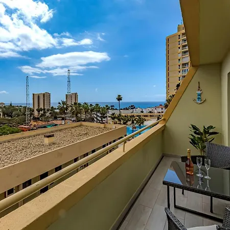 아파트 Newly Reformed With Sea View And Pool, Near The Beach, In Playa De Americas 플라야데라스아메리카스