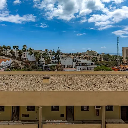 Newly Reformed With Sea View And Pool, Near The Beach, In Playa De Americas Apartman