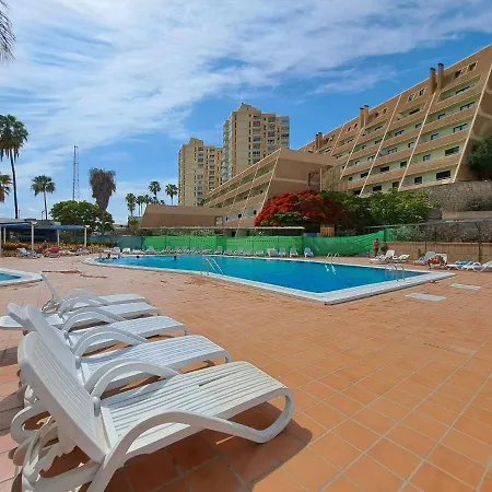 Apartman Newly Reformed With Sea View And Pool, Near The Beach, In Playa De Americas *