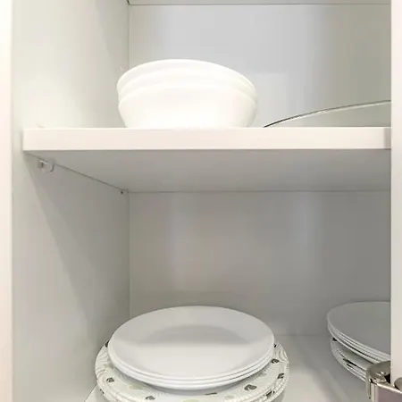 Апартаменты Newly Reformed With Sea View And Pool, Near The Beach, In Playa De Americas