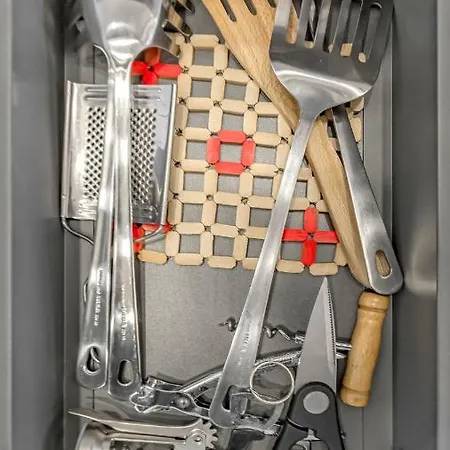 Апартаменты Newly Reformed With Sea View And Pool, Near The Beach, In Playa De Americas *